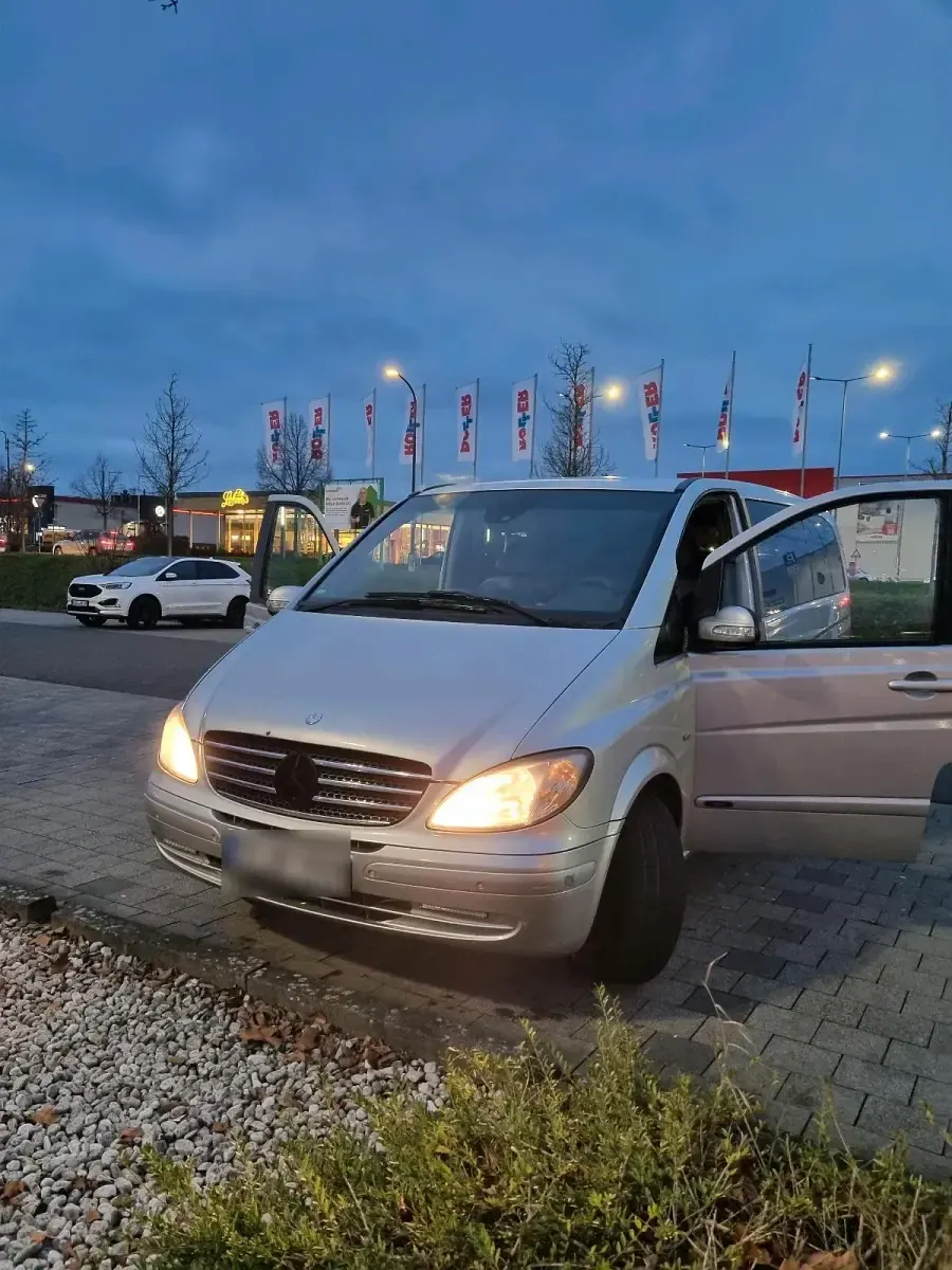Gebraucht Mercedes Viano 204 PS (150 kW) 2008 Silber Van / Kleinbus