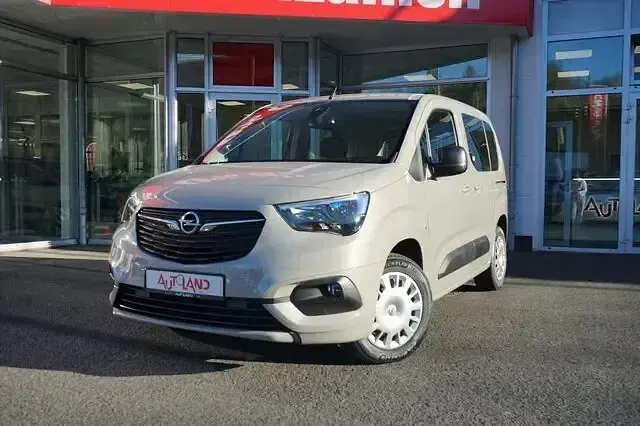 Gebraucht Opel Combo 110 PS (80 kW) 2022 Andere Van / Kleinbus