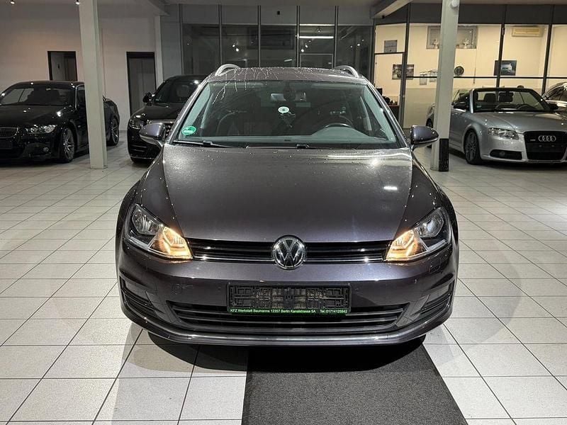 Gebraucht VW Golf VII 125 PS (91 kW) 2015 Violett Limousine