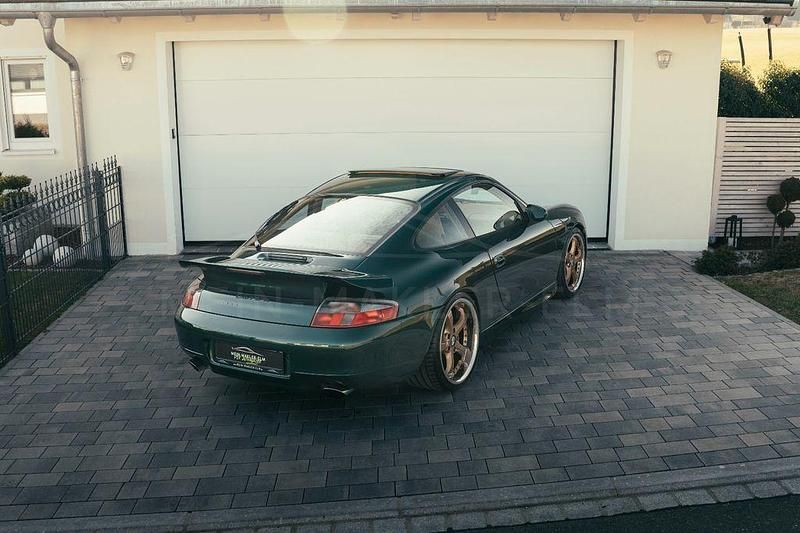 Gebraucht Porsche 911 Carrera 300 PS (220 kW) 2000 Grün