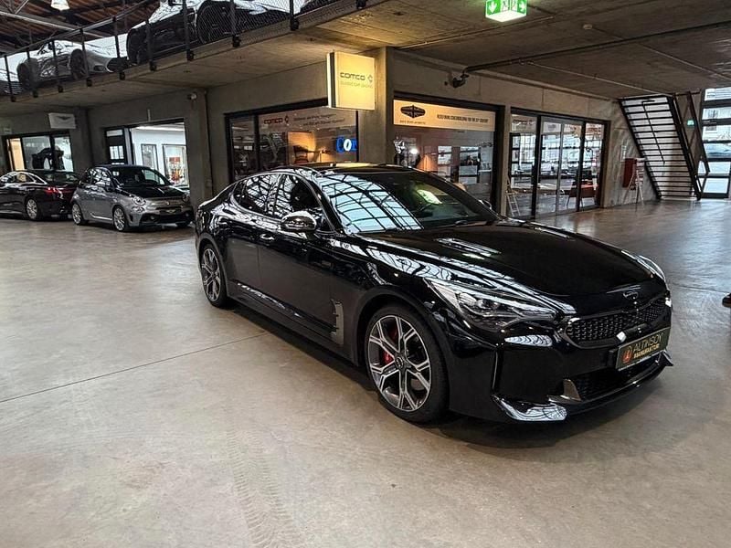 Gebraucht Kia Stinger GT 370 PS (272 kW) 2017 Schwarz Kleinwagen