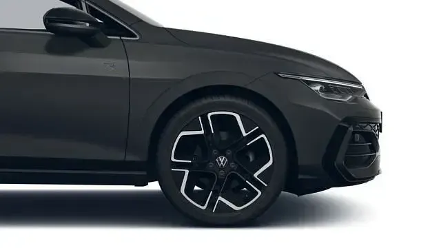 Neu VW Golf VIII R-line 150 PS (110 kW) 2026 Grau Limousine