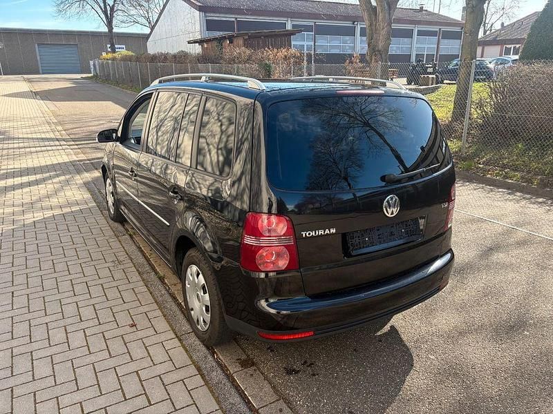 Gebraucht VW Touran Highline 140 PS (102 kW) 2007 Schwarz Van / Kleinbus