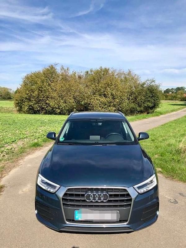 Gebraucht Audi Q3 Advanced 150 PS (110 kW) 2016 Blau SUV
