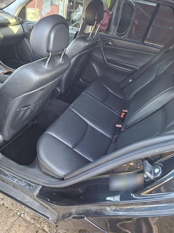 Gebraucht Mercedes C320 218 PS (160 kW) 2003 Schwarz Kombi