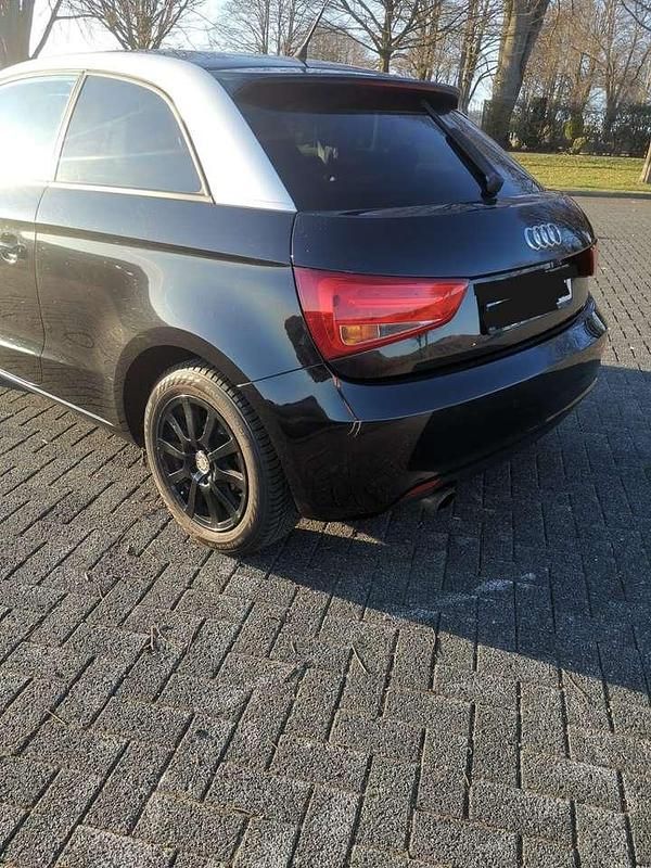 Gebraucht Audi A1 Ambition 86 PS (63 kW) 2010 Schwarz Kleinwagen