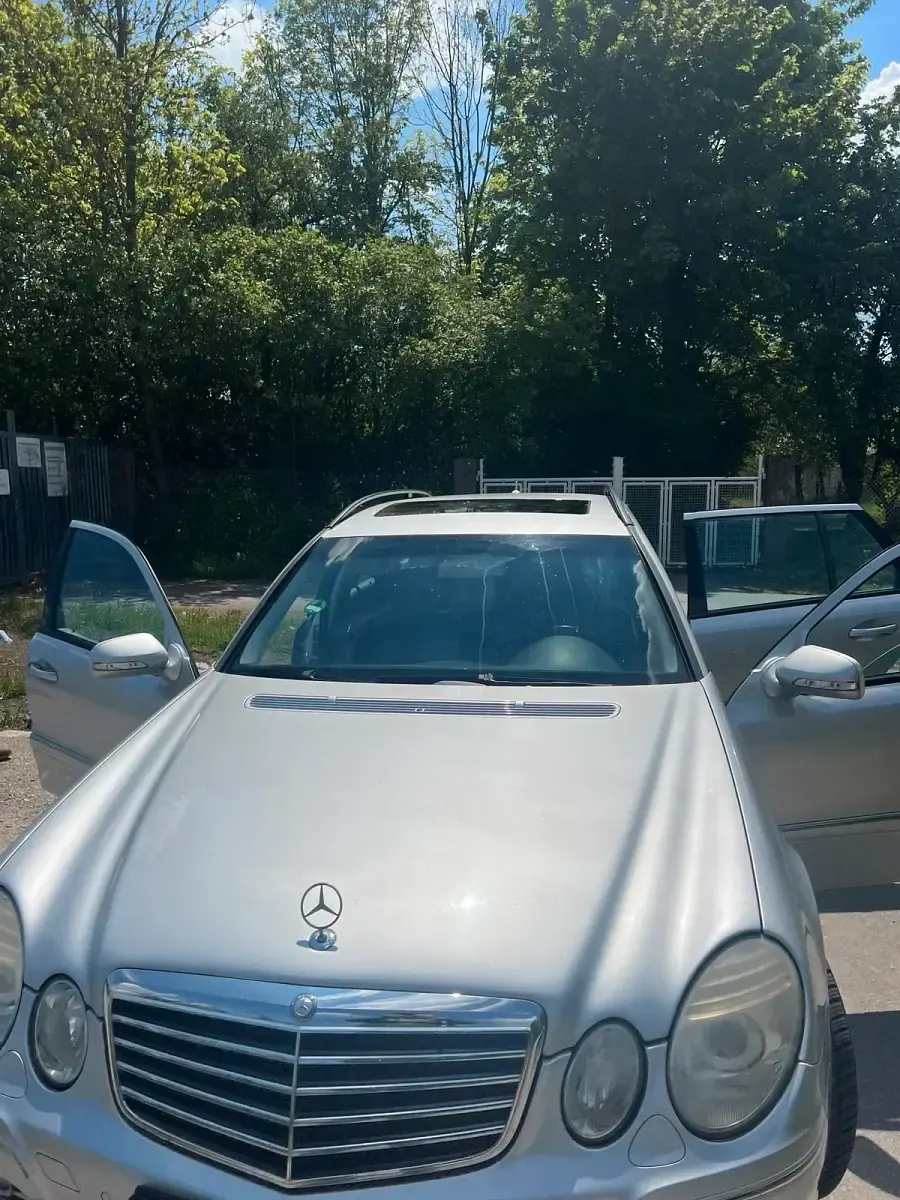 Gebraucht Mercedes E280 190 PS (139 kW) 2006 Silber Kombi