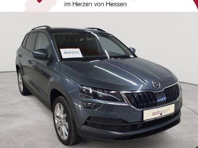 Grau Gebraucht 2020 Skoda Karoq Style SUV | 18.989 € (Etwas zu teuer) - Bild 1/4