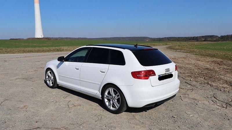 Gebraucht Audi A3 S-Line 140 PS (102 kW) 2010 Weiß Kleinwagen