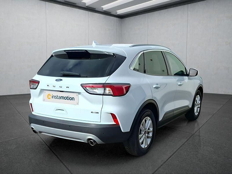 Gebraucht Ford Kuga 190 PS (139 kW) 2022 Weiß SUV
