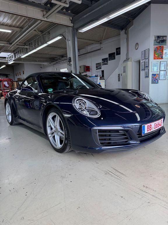 Blau Gebraucht 2016 Porsche 911 Carrera Cabriolet Cabrio | 78.999 € (Guter Preis) - Bild 1/4