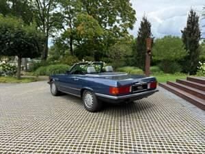 Gebraucht Mercedes 560 230 PS (169 kW) 1987 Blau Cabrio