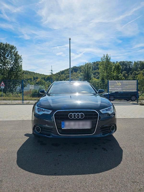 Blau Gebraucht 2012 Audi A6 Kombi | 10.500 € (Fairer Preis) - Bild 1/4