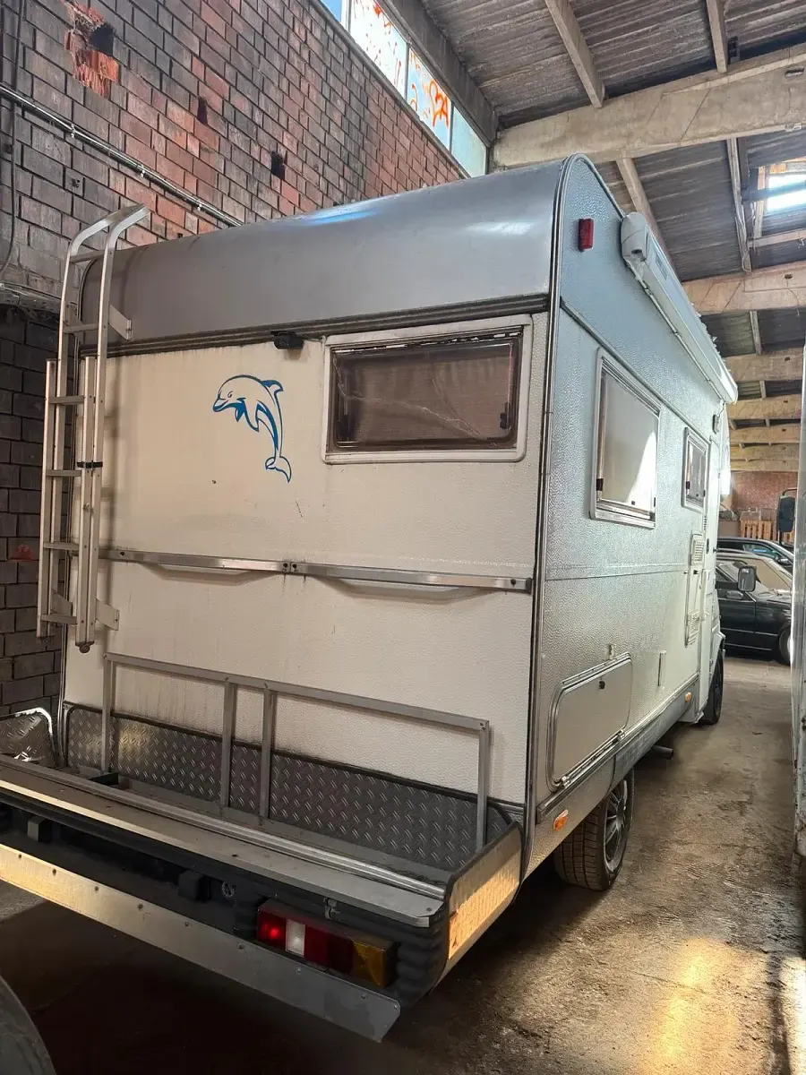 Używany Ford Transit 101 KM (74 kW) 1994 Biały Minivan