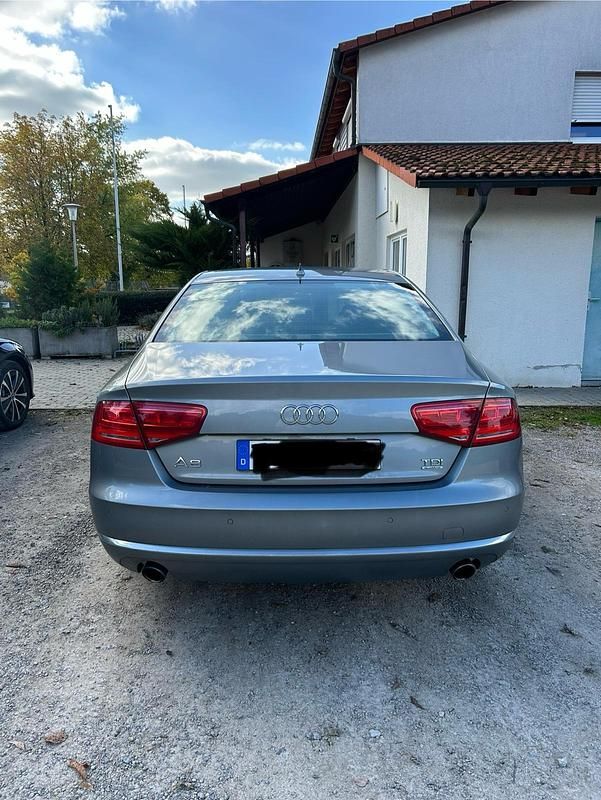 Gebraucht Audi A8 351 PS (258 kW) 2010 Grau Limousine