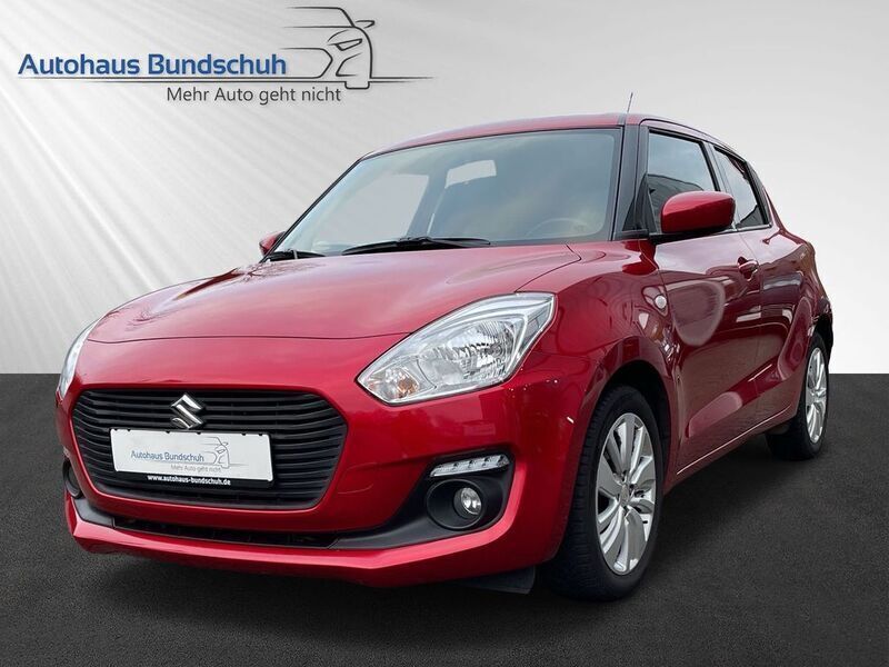 Rot Gebraucht 2018 Suzuki Swift Comfort Kleinwagen | 9.990 € (Fairer Preis) - Bild 1/4