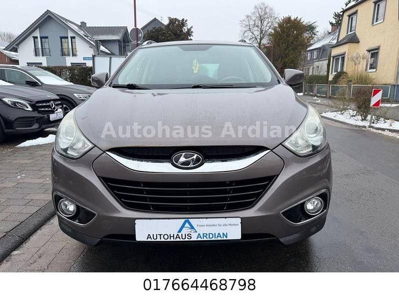 Gebraucht Hyundai ix35 Comfort 136 PS (100 kW) 2013 Braun SUV