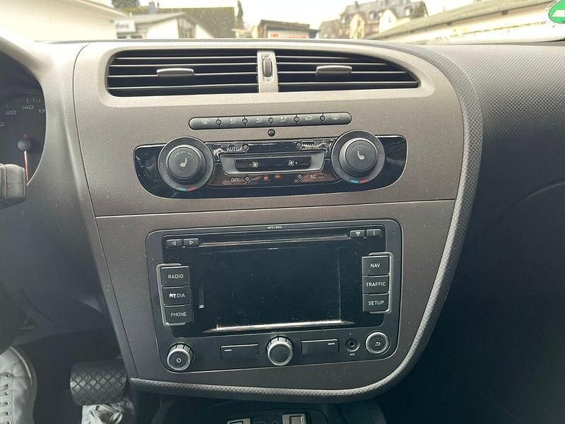 Gebraucht Seat Leon FR 170 PS (125 kW) 2011 Grau Kleinwagen