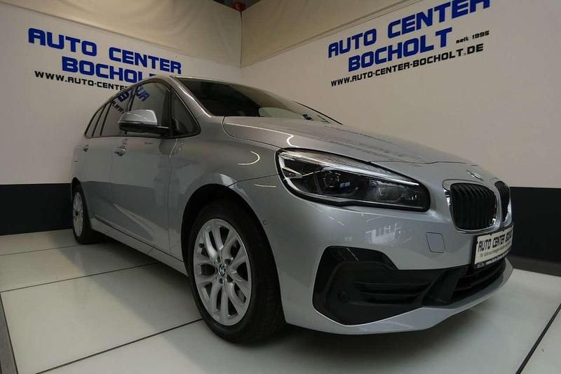 Gebraucht BMW 220 192 PS (141 kW) 2021 Silber Van / Kleinbus