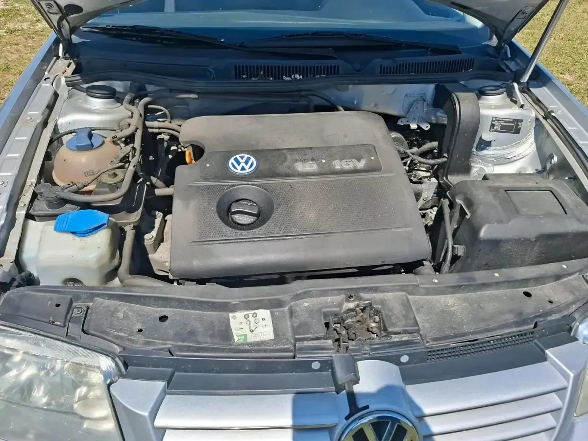 Gebraucht VW Bora 105 PS (77 kW) 2002 Silber Kombi
