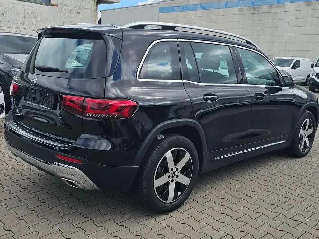 Gebraucht Mercedes GLB220 190 PS (139 kW) 2023 Schwarz SUV