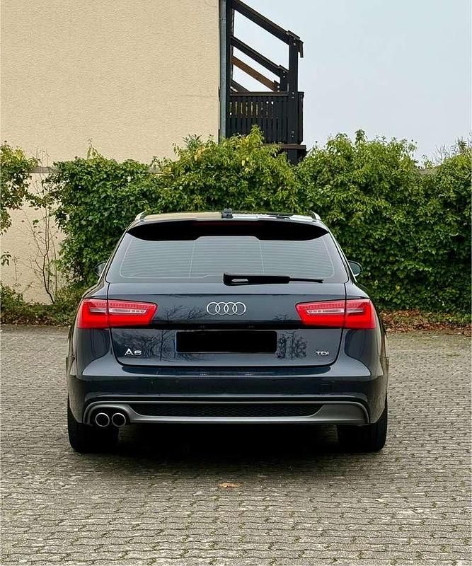 Gebraucht Audi A6 Sport 177 PS (130 kW) 2013 Blau Kombi