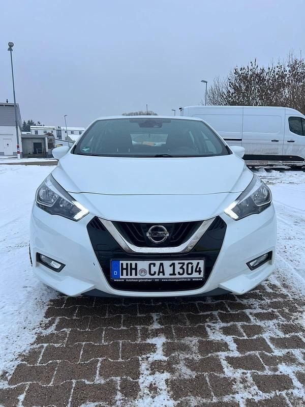 Gebraucht Nissan Micra 71 PS (52 kW) 2018 Weiß Kleinwagen