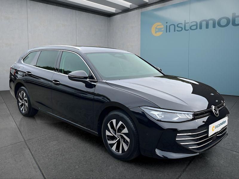 Neu VW Passat 150 PS (110 kW) 2025 Schwarz Kombi