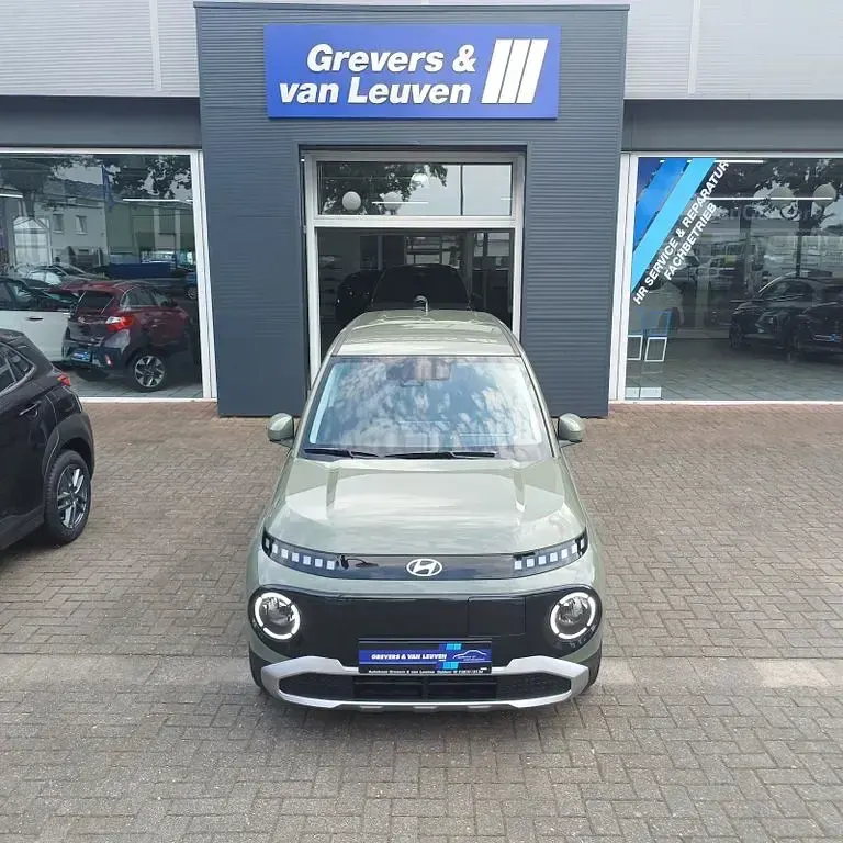 Neu Hyundai Inster 85 kW (116 PS) 2026 Grün Kleinwagen