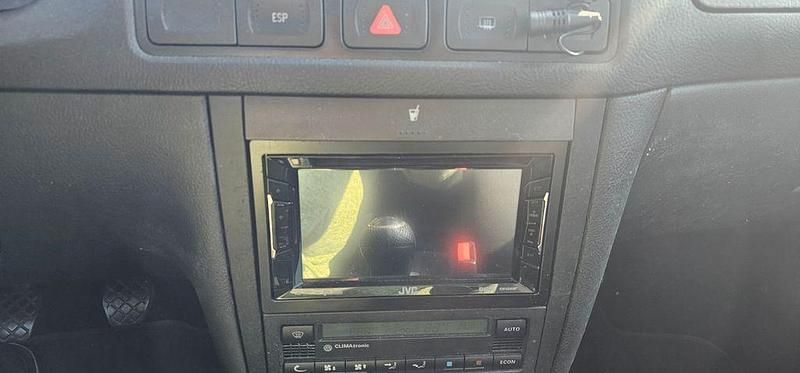 Gebraucht VW Golf IV Trendline 75 PS (55 kW) 2001 Blau Limousine