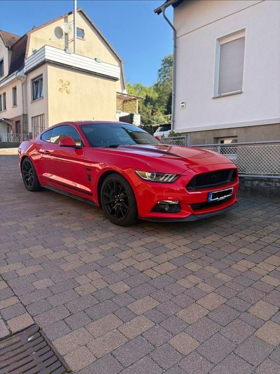 Second-hand Ford Mustang 421 CP (309 kW) 2017 Roșu Coupe