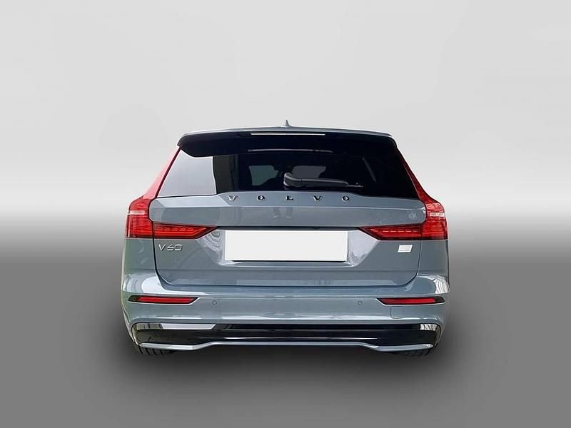 Gebraucht Volvo V60 Plus 455 PS (334 kW) 2023 Grau Kombi