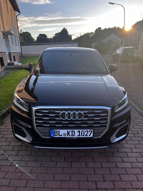 Schwarz Gebraucht 2019 Audi Q2 SUV | 19.500 € (Fairer Preis) - Bild 1/4