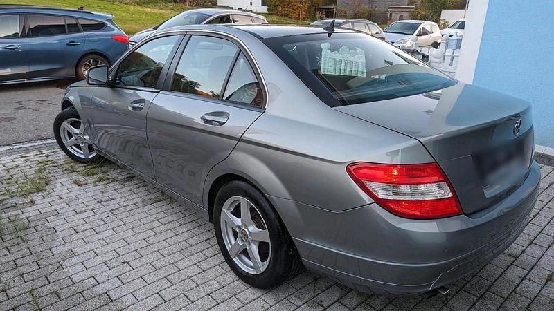 Gebraucht Mercedes 180 156 PS (114 kW) 2007 Grau Limousine