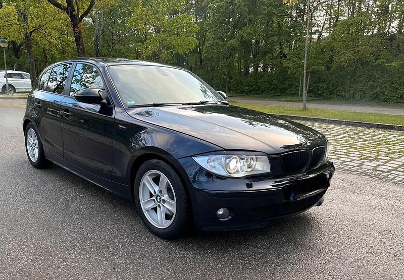 Blau Gebraucht 2005 BMW 120 Advantage Kleinwagen | 3.150 € (Fairer Preis) - Bild 1/4