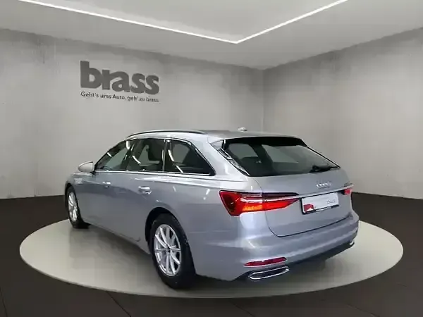 Gebraucht Audi A6 Ambiente 204 PS (150 kW) 2022 Florettsilber metallic Kombi