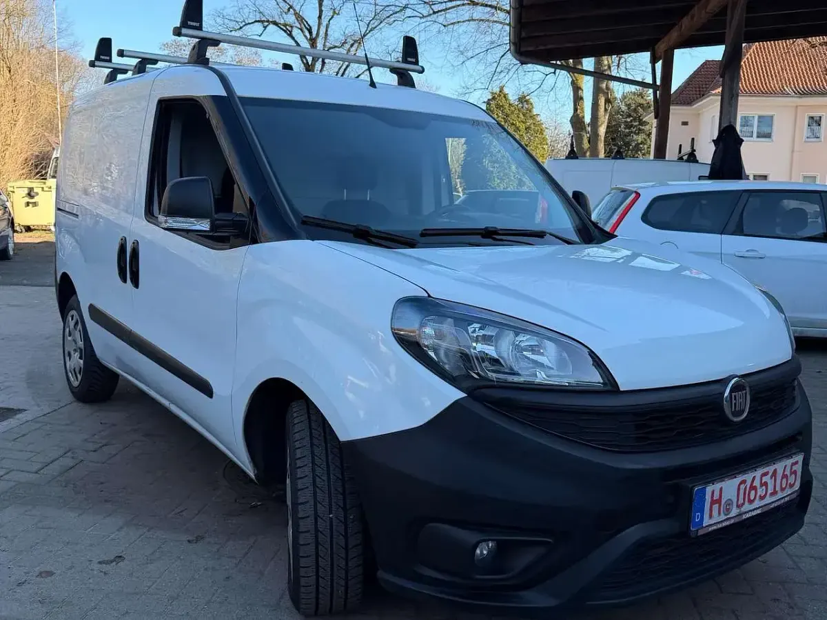 Usata Fiat Doblò 101 CV (74 kW) 2019 Bianco Monovolume