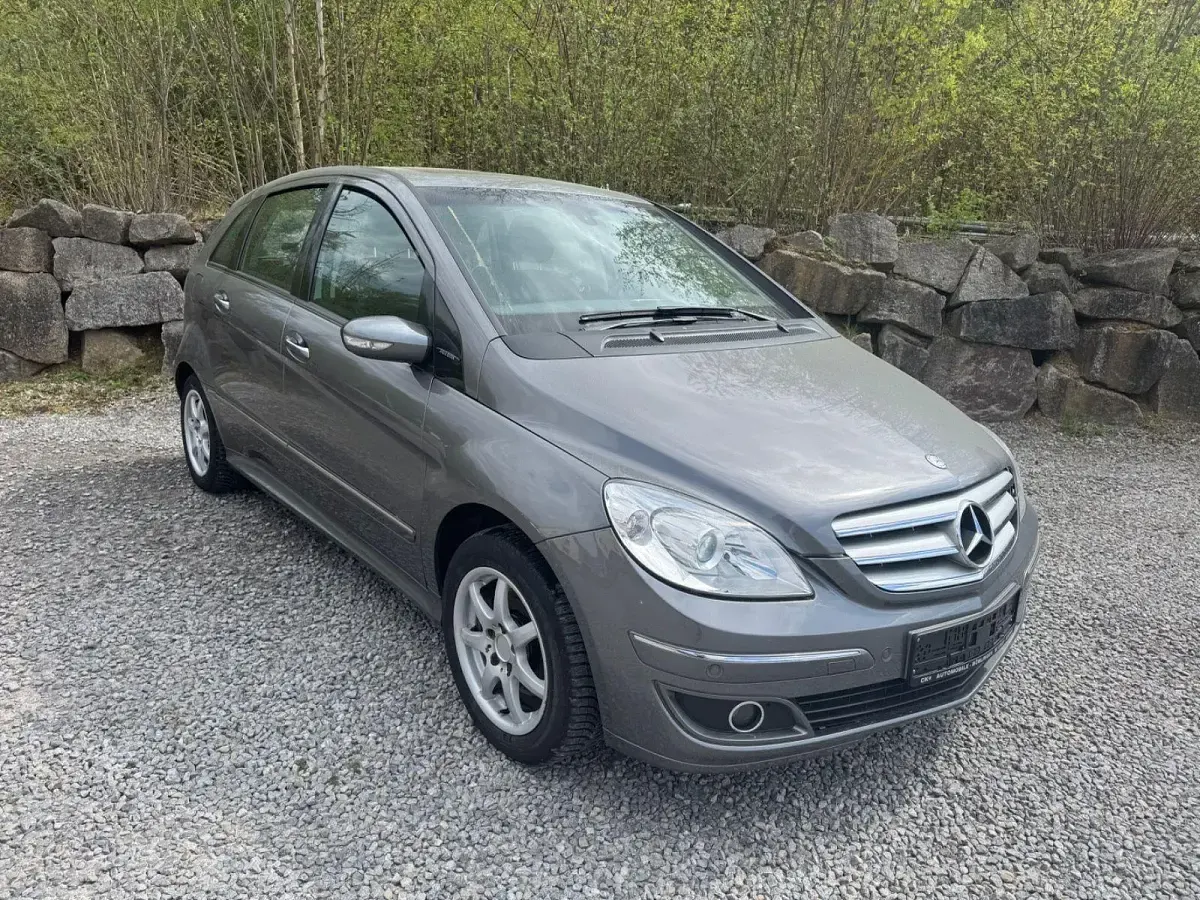 Gebraucht Mercedes B200 Edition 136 PS (100 kW) 2007 Grau Van / Kleinbus