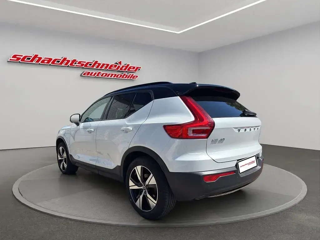 Gebraucht Volvo XC40 R-Design 211 PS (155 kW) 2022 Weiß SUV