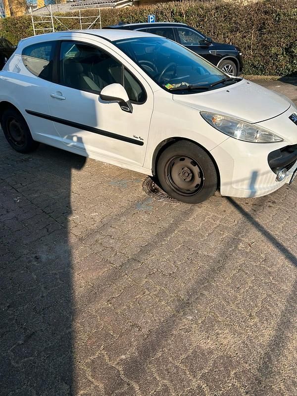 Gebraucht Peugeot 207 2009 Weiß Kleinwagen