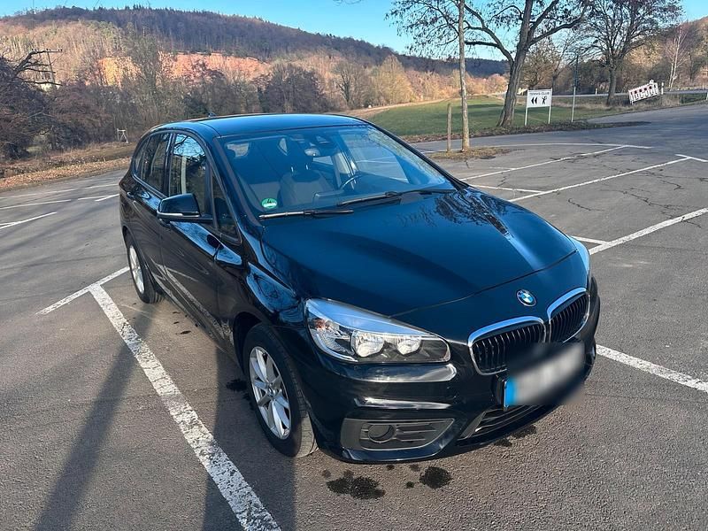 Gebraucht BMW 218 Active Tourer 150 PS (110 kW) 2015 Schwarz Van / Kleinbus