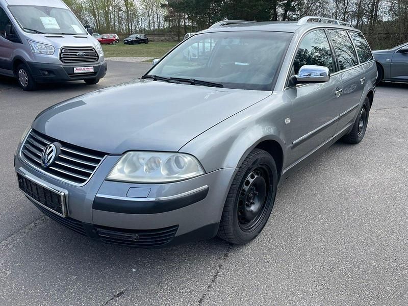 Second-hand VW Passat 101 CP (74 kW) 2003 Gri Break