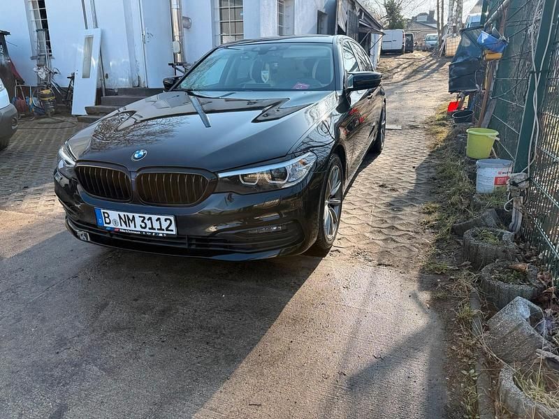 Gebraucht BMW 520 190 PS (139 kW) 2019 Schwarz Limousine