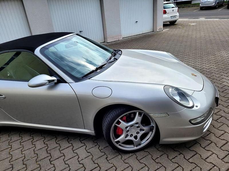 Silber Gebraucht 2005 Porsche 911 Cabrio | 48.990 € - Bild 1/4