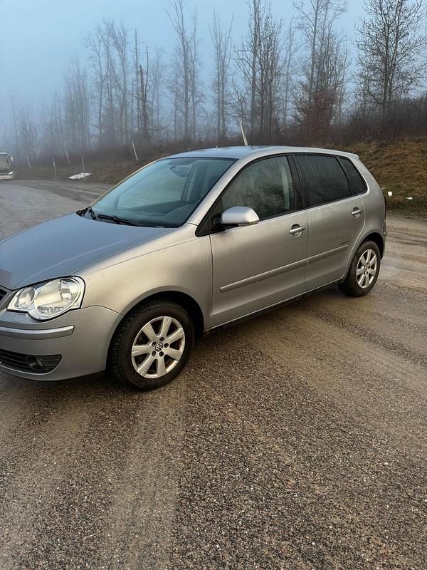Gebraucht VW Polo 80 PS (58 kW) 2007 Grau Kleinwagen