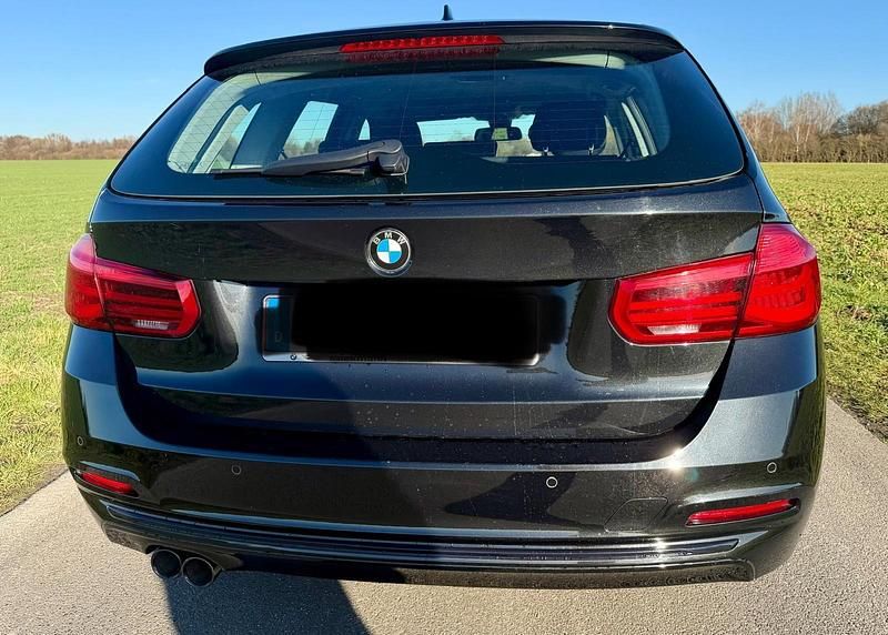 Gebraucht BMW 320 190 PS (139 kW) 2017 Schwarz Kombi