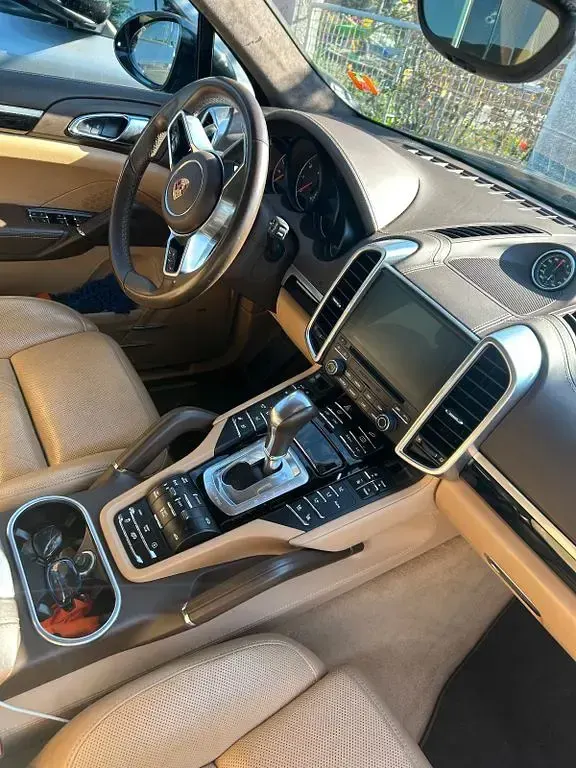 Gebraucht Porsche Cayenne GTS 441 PS (324 kW) 2016 Blau SUV