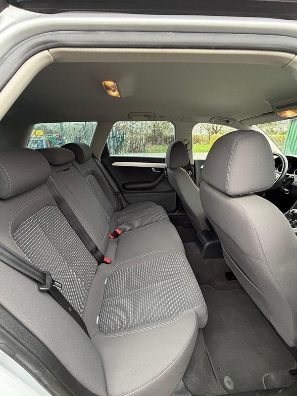 Second-hand Seat Exeo 143 CP (105 kW) 2011 Argintiu Break