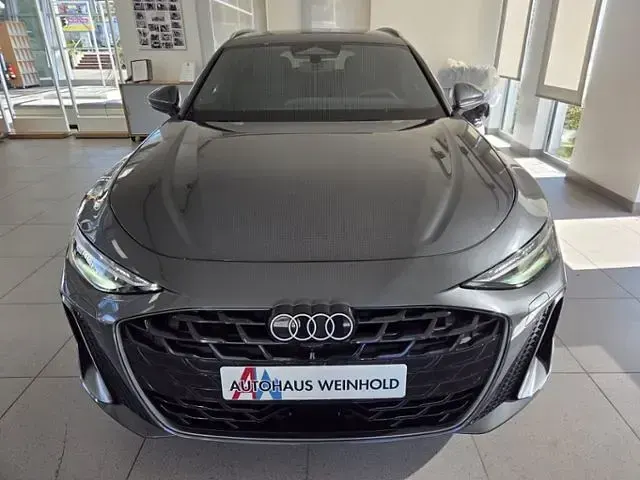 Gebraucht Audi A6 Ambiente 204 PS (150 kW) 2025 Grau Kombi