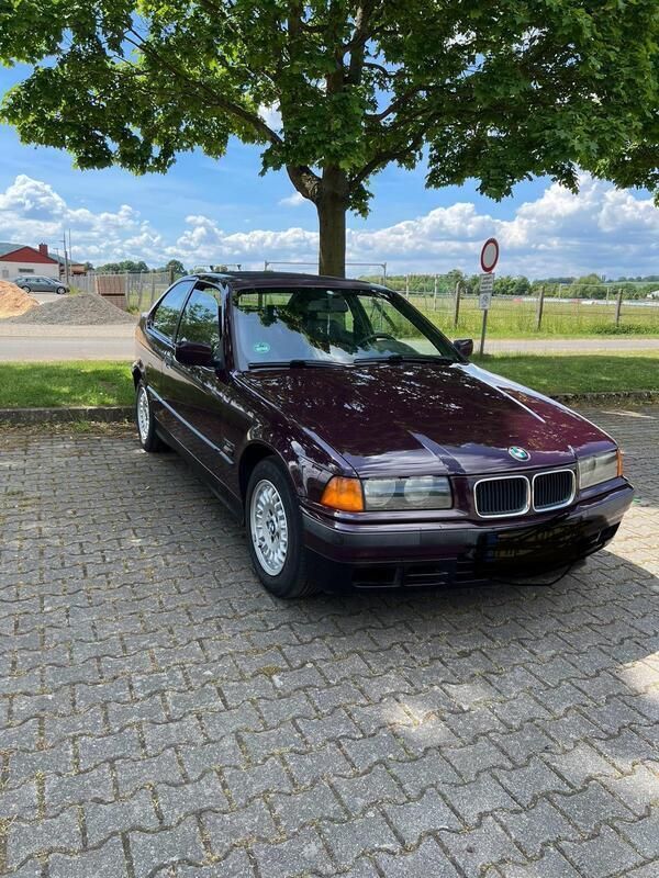 Violet Gebraucht 1996 BMW 316 Coupé | 2.190 € (Fairer Preis) - Bild 1/4